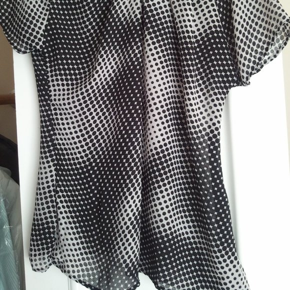 UNIQUE Brazil Random abstract dots blouse! Sz XS - Picture 2 of 3